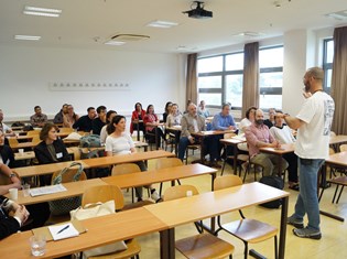 1df29111-ae86-42a1-b80e-20133b6dbc71.jpg